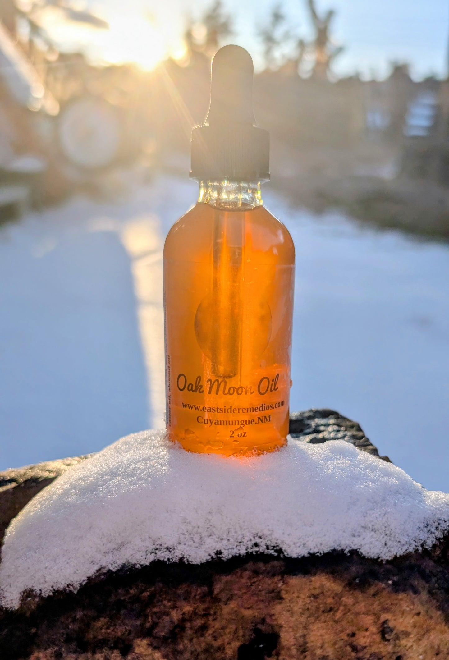 Oak Moon Oil